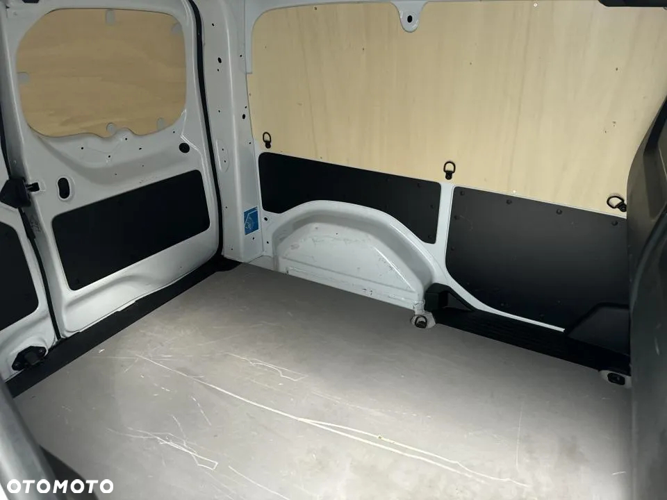 Mercedes-Benz Citan - 19