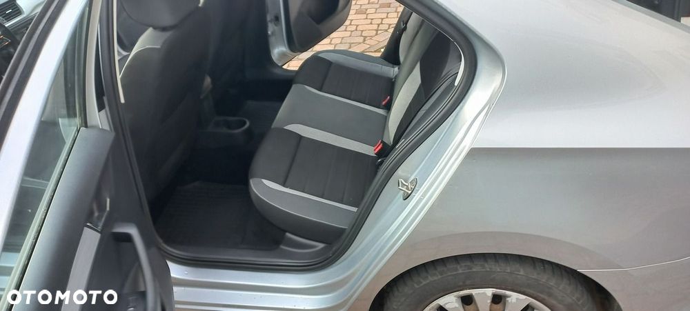 Skoda RAPID 1.0 TSI Ambition - 22