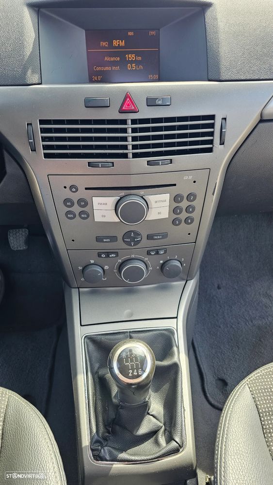 Opel Astra - 14