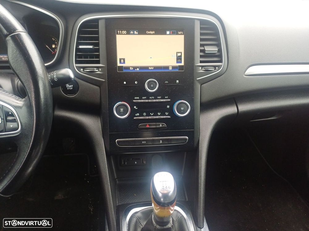 Renault Mégane 1.5 dCi Intens - 9