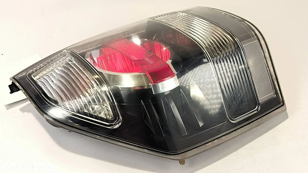 Lampa tylna prawa P3157 /lewa P3157 Mitsubishi Pajero 2008 SUV - 6