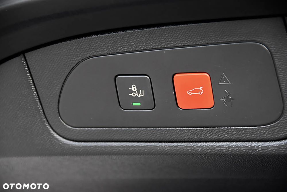 DS Automobiles DS 7 Crossback 1.6 PureTech Performance Line + - 37