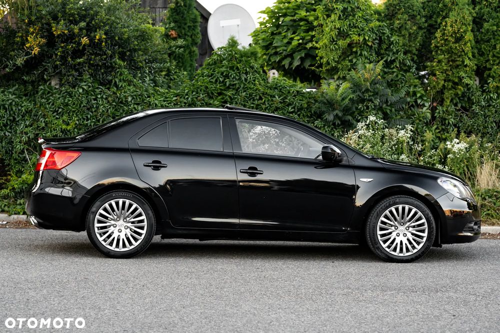 Suzuki Kizashi 2.4 4x4 CVT Sport - 4