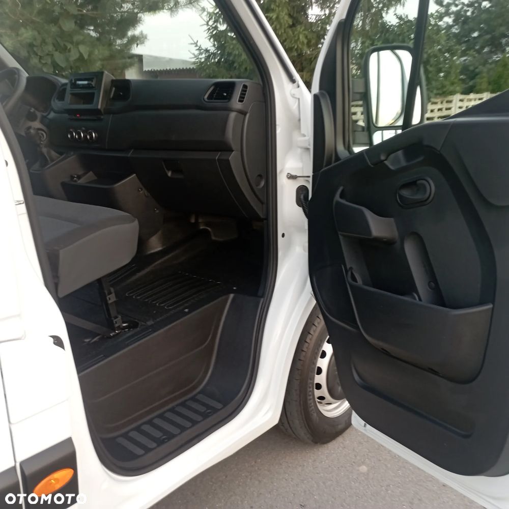Renault Master - 15