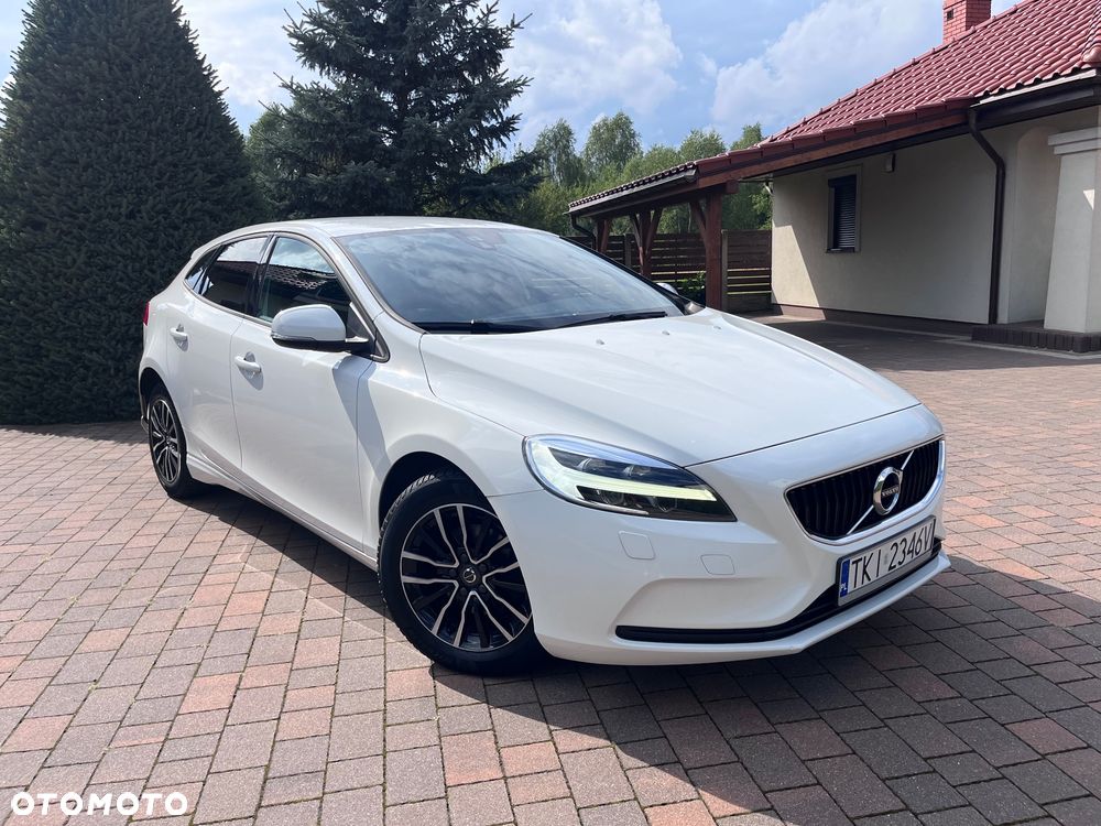 Volvo V40 D2 Drive-E Momentum - 24