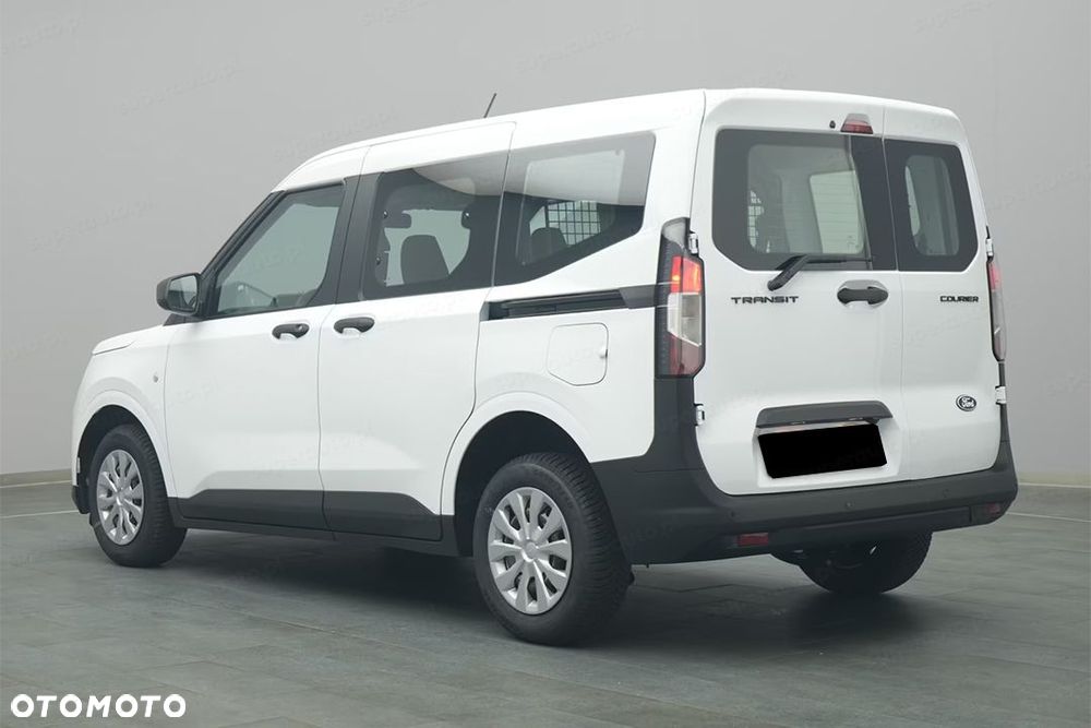 Ford Transit Courier - 9