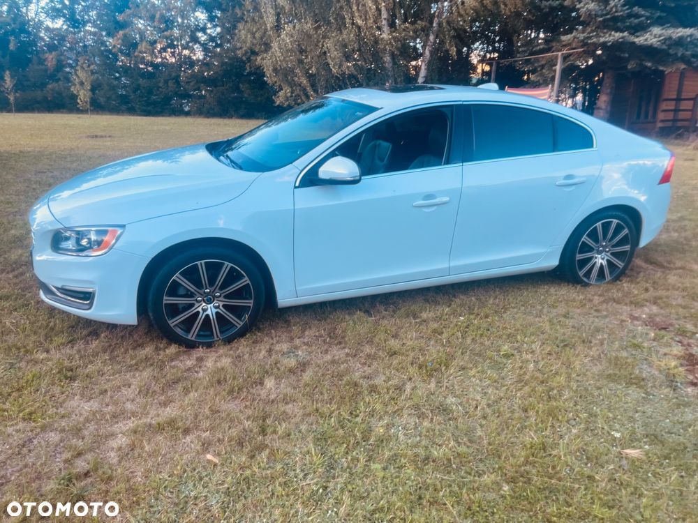 Volvo S60 - 2