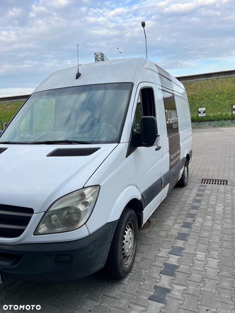 Mercedes-Benz SPRINTER - 10