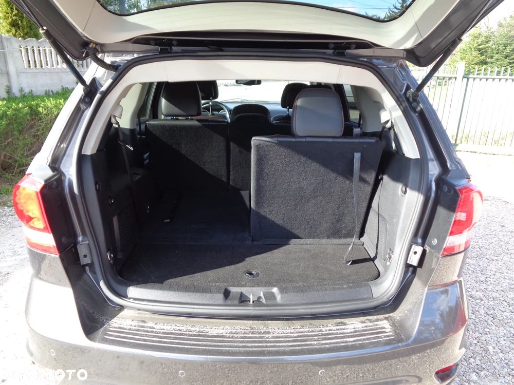 Dodge Journey - 12