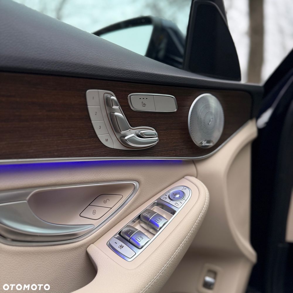 Mercedes-Benz Klasa C 300 9G-TRONIC Avantgarde - 15