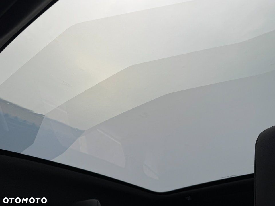Mitsubishi Grandis - 12
