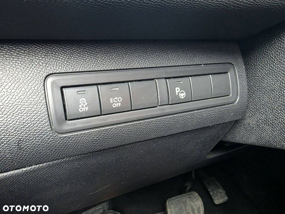 Peugeot 308 BlueHDi 120 EAT6 Stop & Start Active Business-Paket - 13