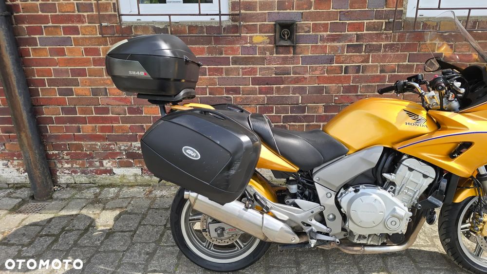 Honda CBF - 30
