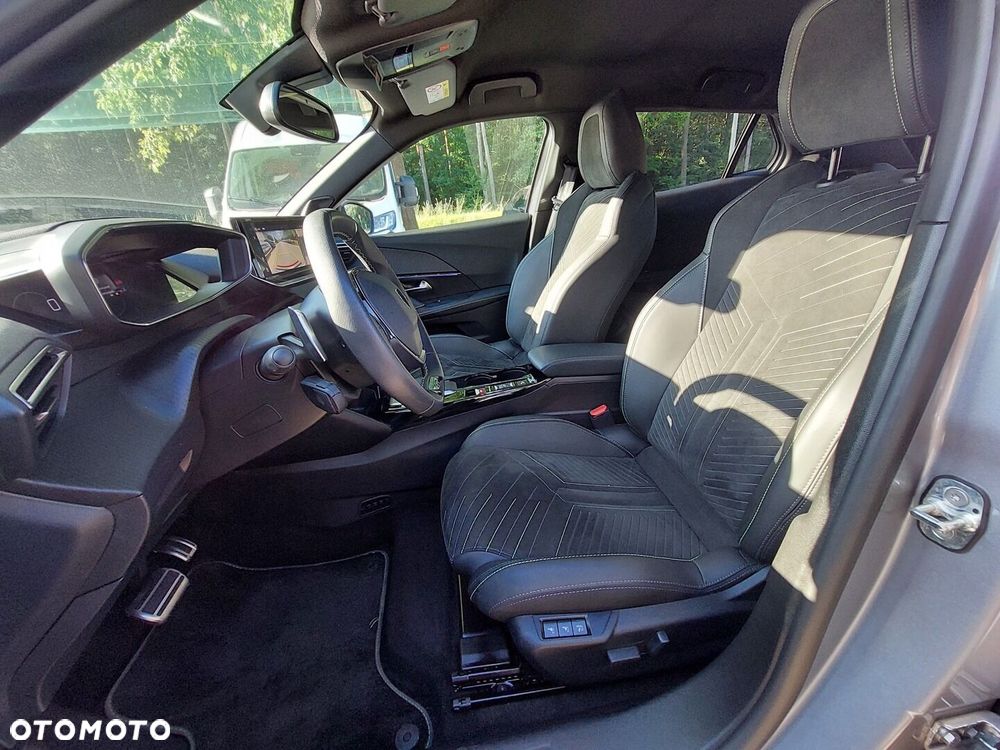 Peugeot 2008 - 12