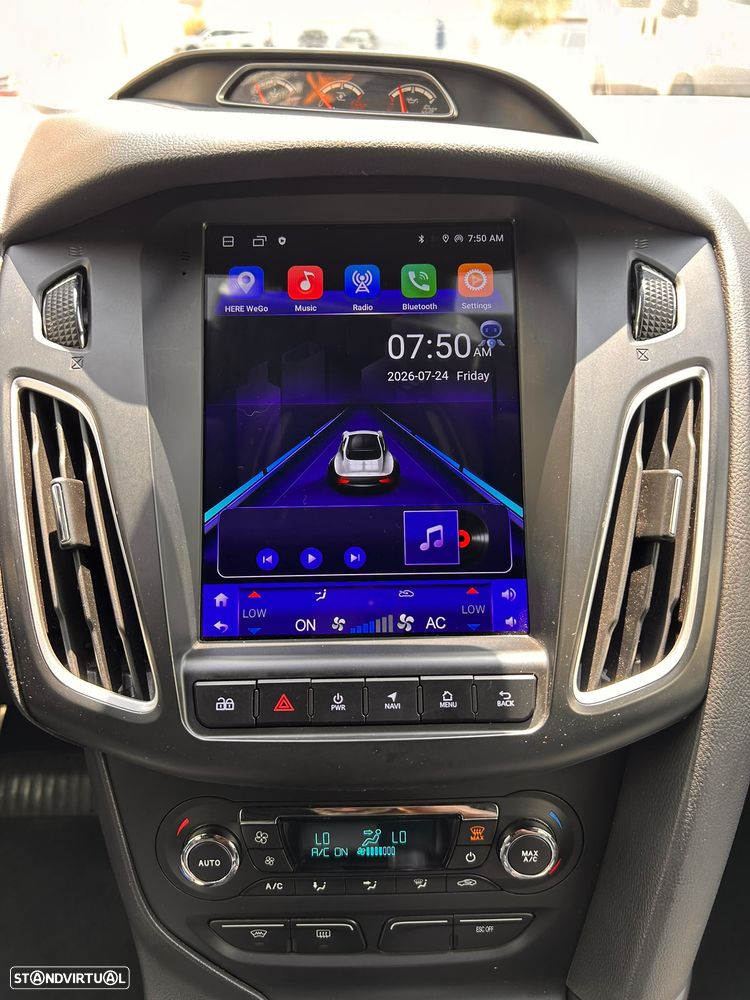Ford Focus Turnier 2.0 EcoBoost ST c/ Pack Pele Desportiva - 7