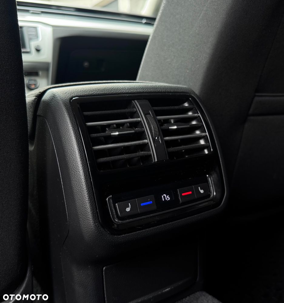 Volkswagen Passat Variant 1.4 TSI ACT (BMT) DSG Comfortline - 22