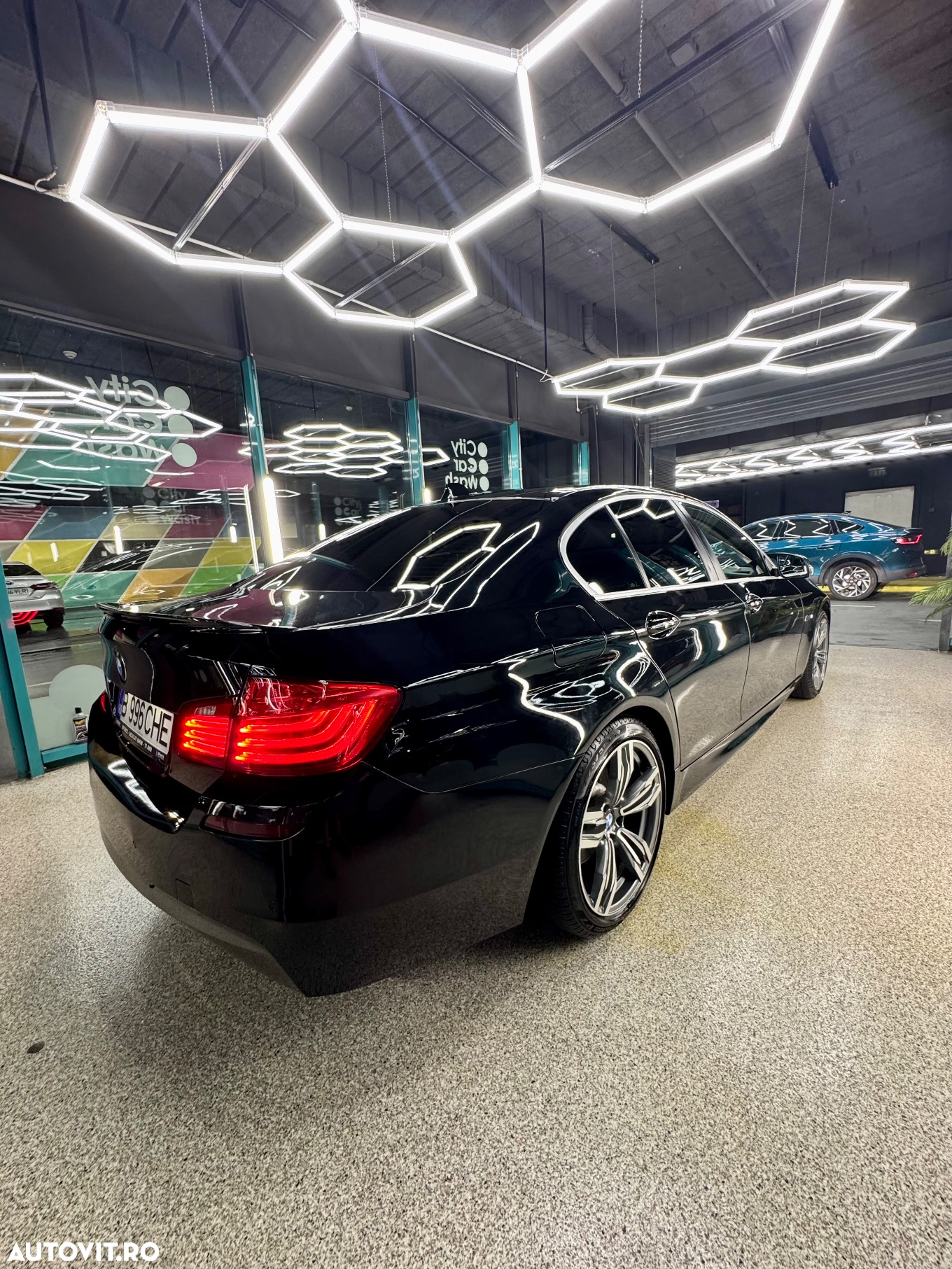 BMW Seria 5 520d AT - 7