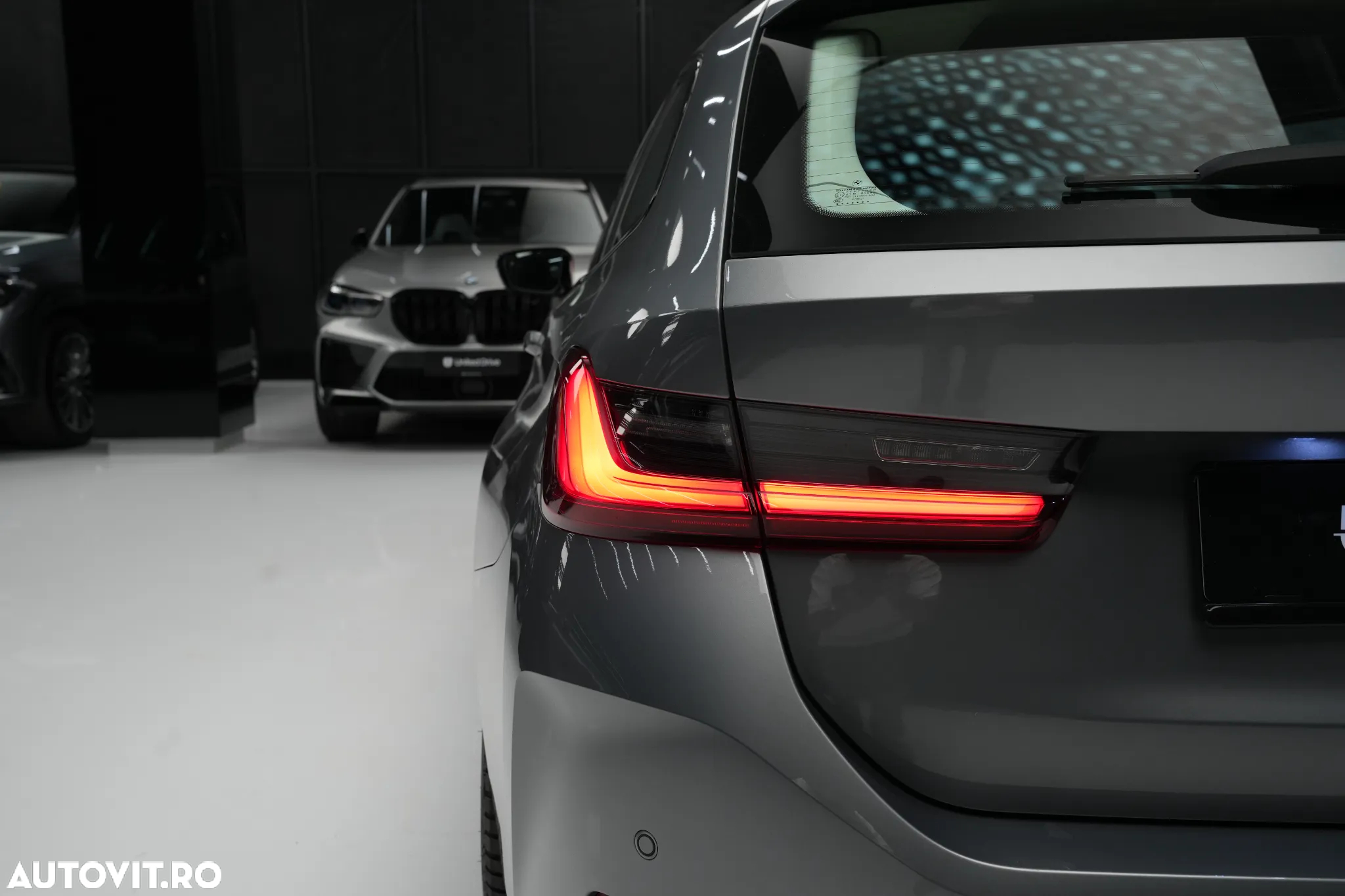 BMW Seria 3 318d Touring Aut. Advantage - 27