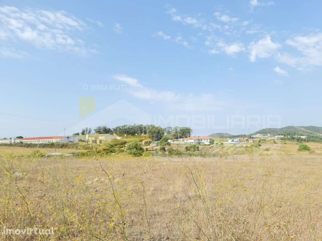 Terreno Rústico com aproximadamente 40000m2 na Avessada- Santo Estê... - Grande imagem: 3/14
