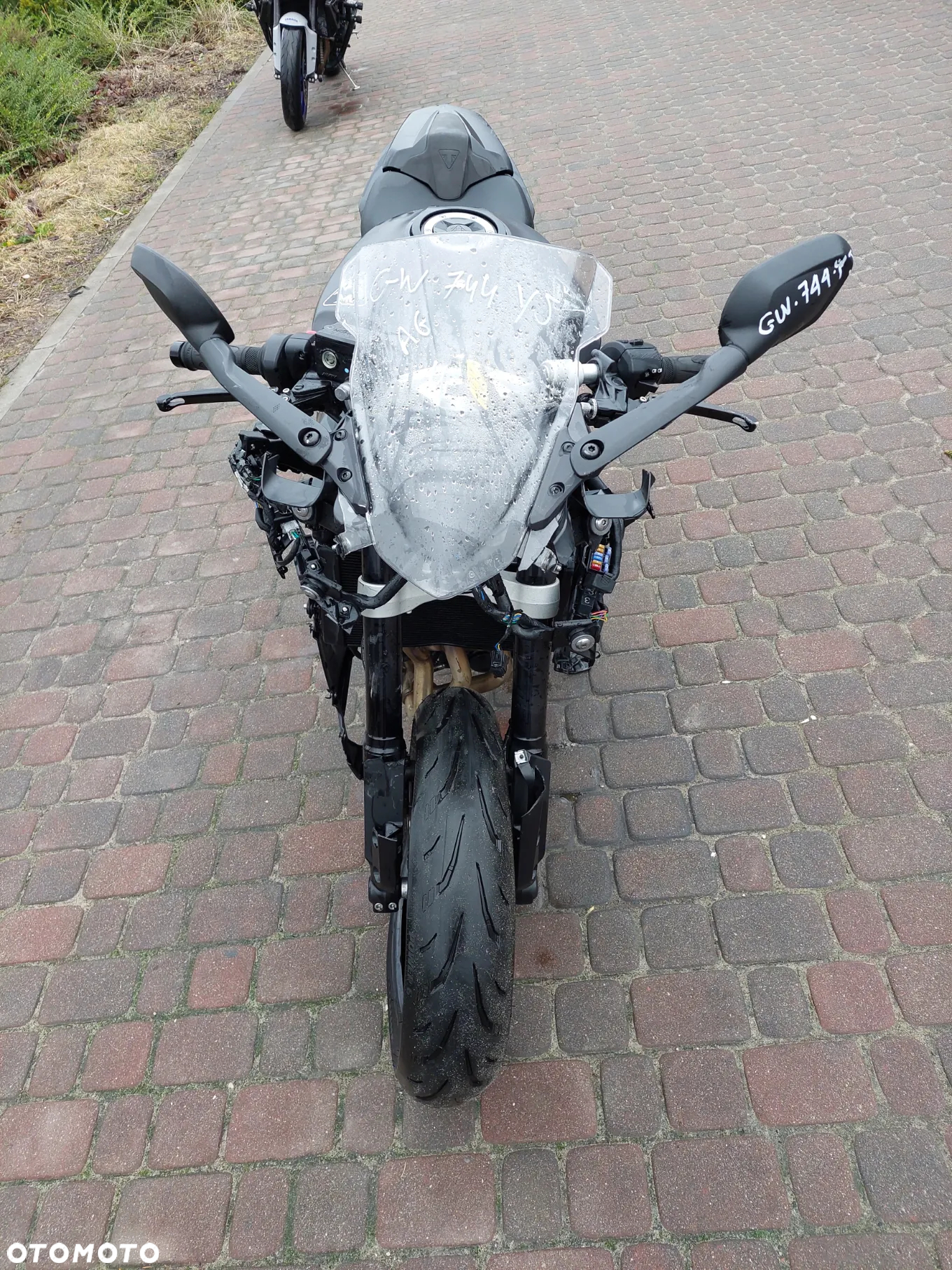 Triumph Daytona - 8
