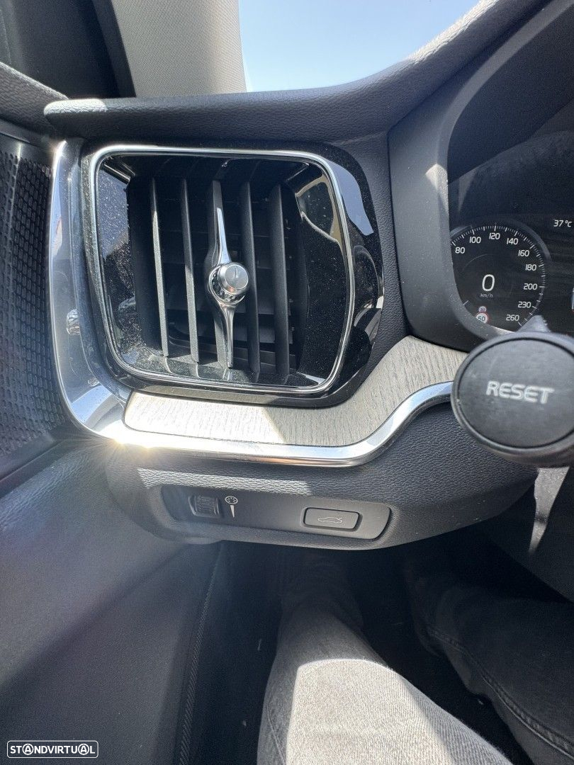 Volvo V60 2.0 D3 Inscription Geartronic - 17