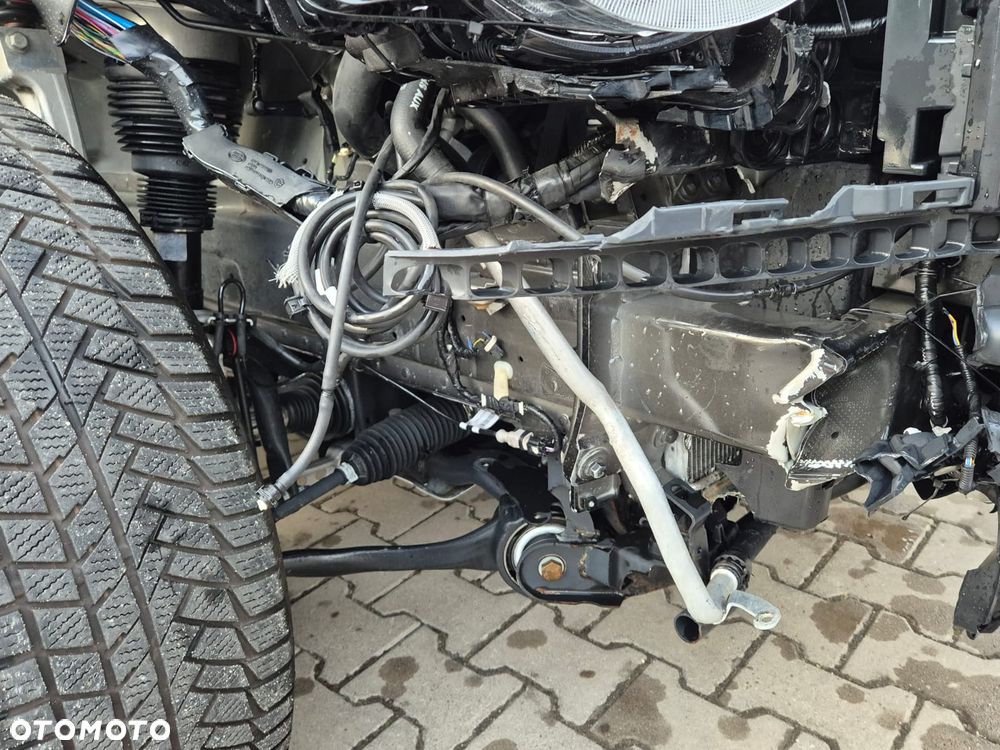 Land Rover Defender 110 P525 V8 - 34