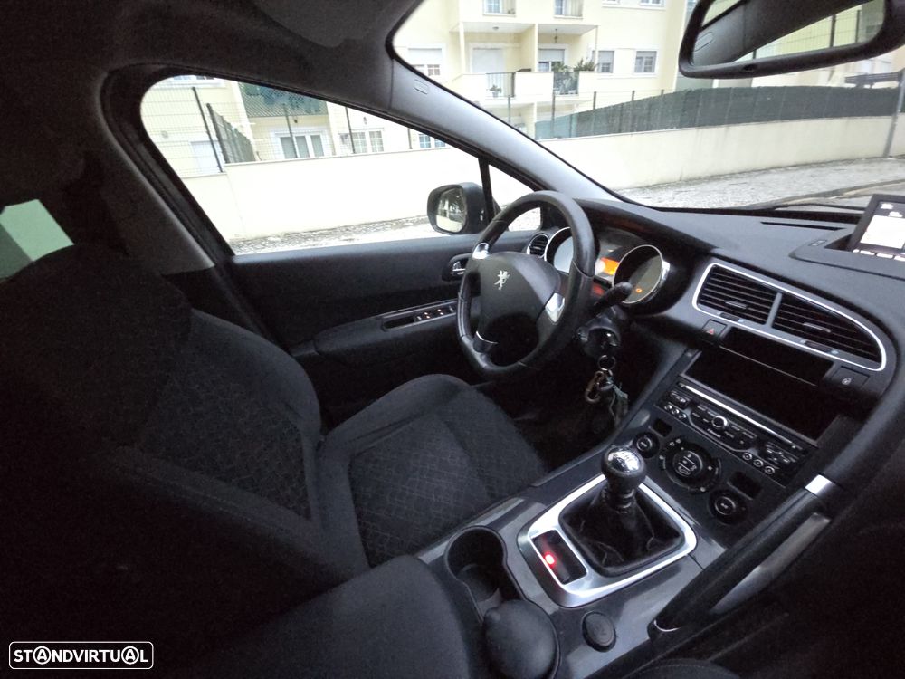 Peugeot 3008 1.6 HDi Style - 16