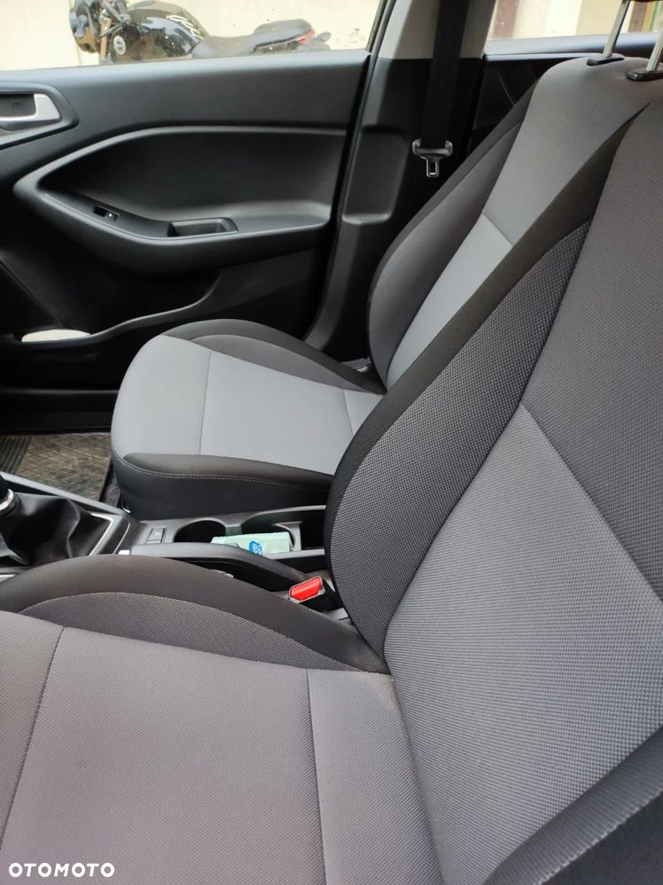 Hyundai i20 - 3