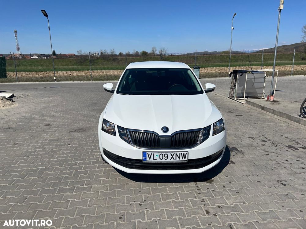 Skoda Octavia 1.4 TSI AMBITION DSG - 13