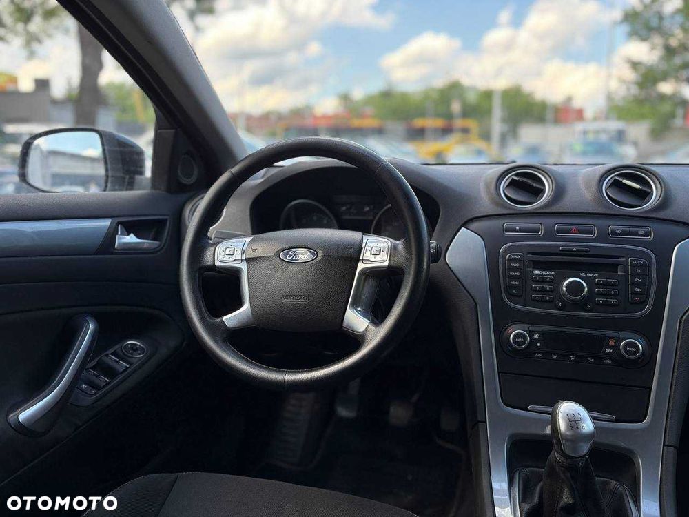 Ford Mondeo - 7