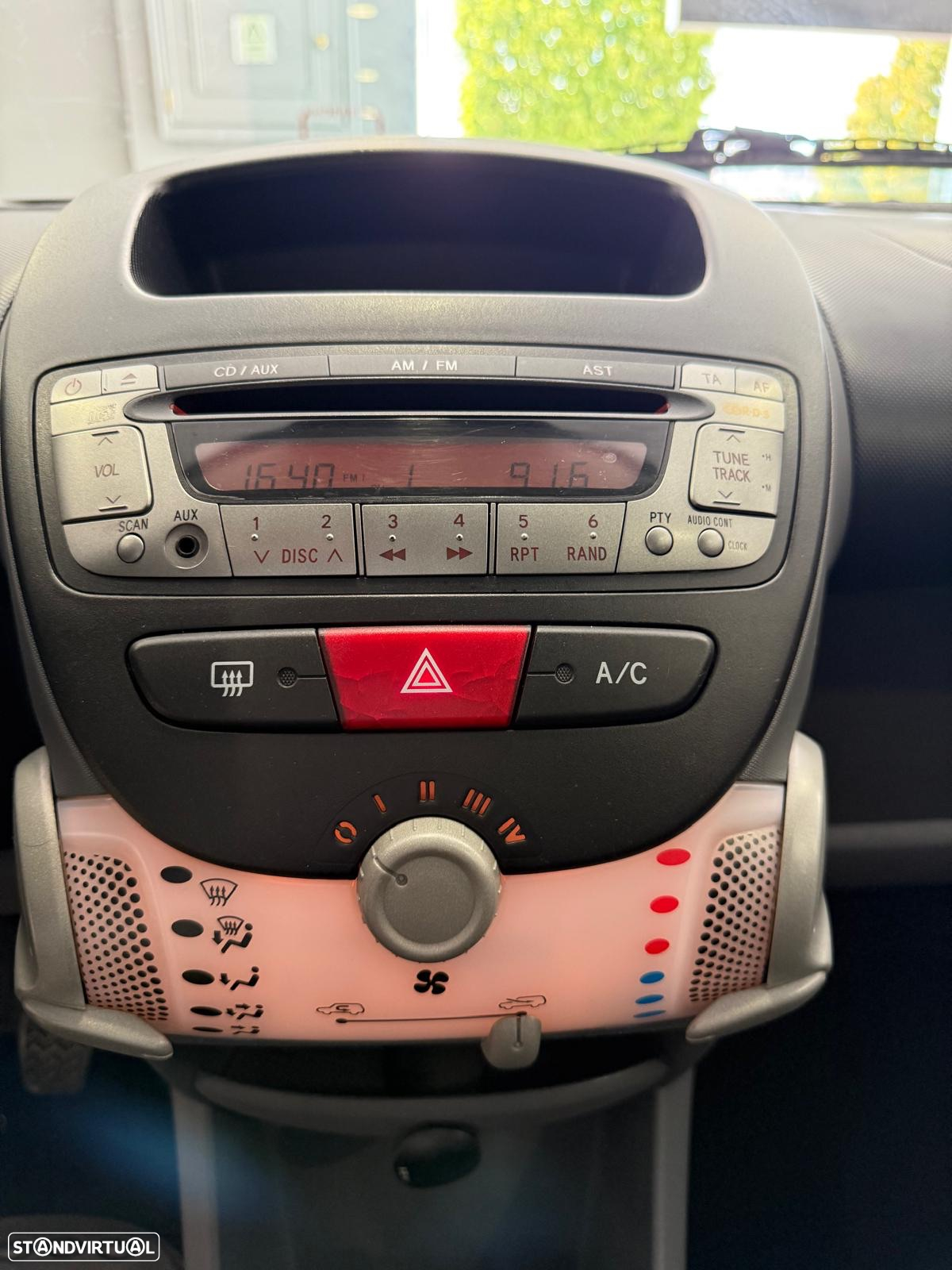 Citroën C1 1.0 Attraction - 8