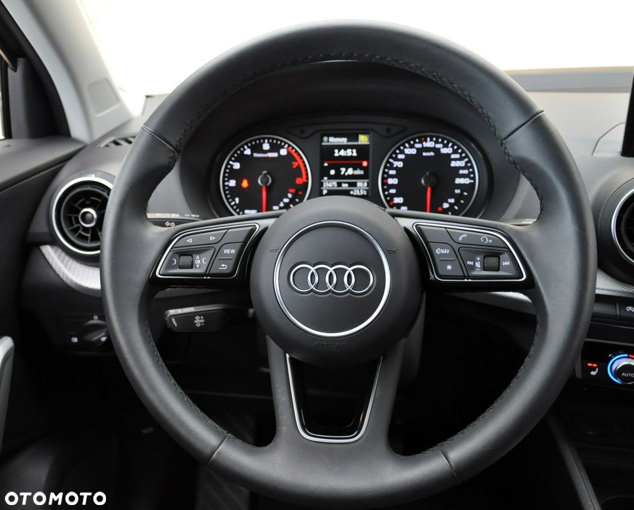 Audi Q2 - 23