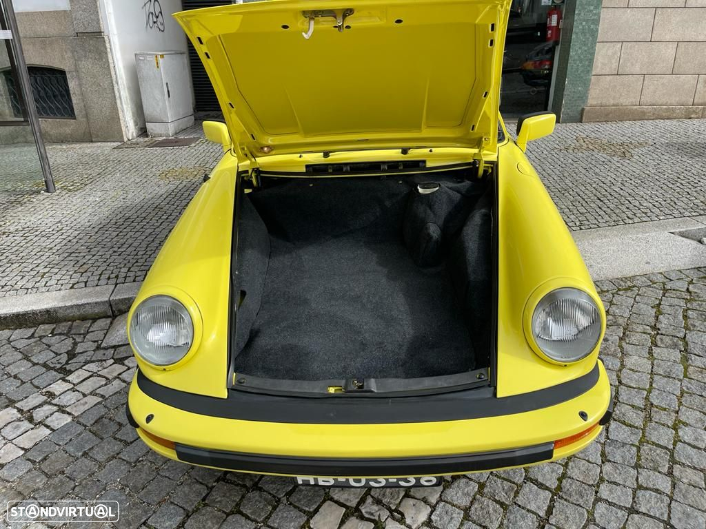 Porsche 911 Série G Carrera 3.0 - 15
