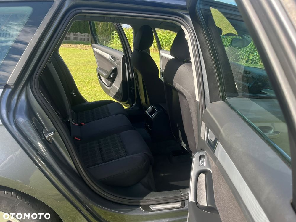 Audi A4 Avant 2.0 TDI DPF Ambition - 33