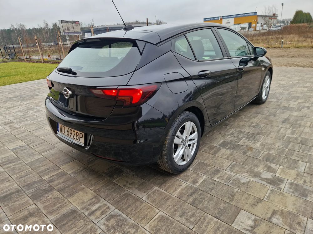 Opel Astra 1.2 T Edition S&S - 6