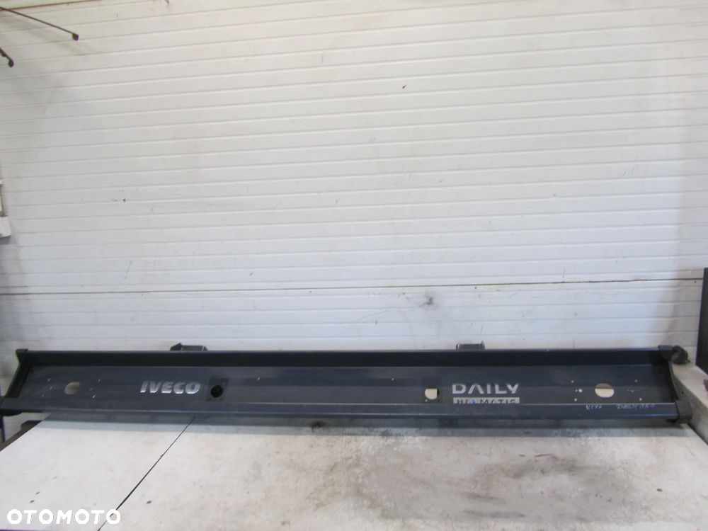 iveco daily 99->zderzak tył (213cm) - 1