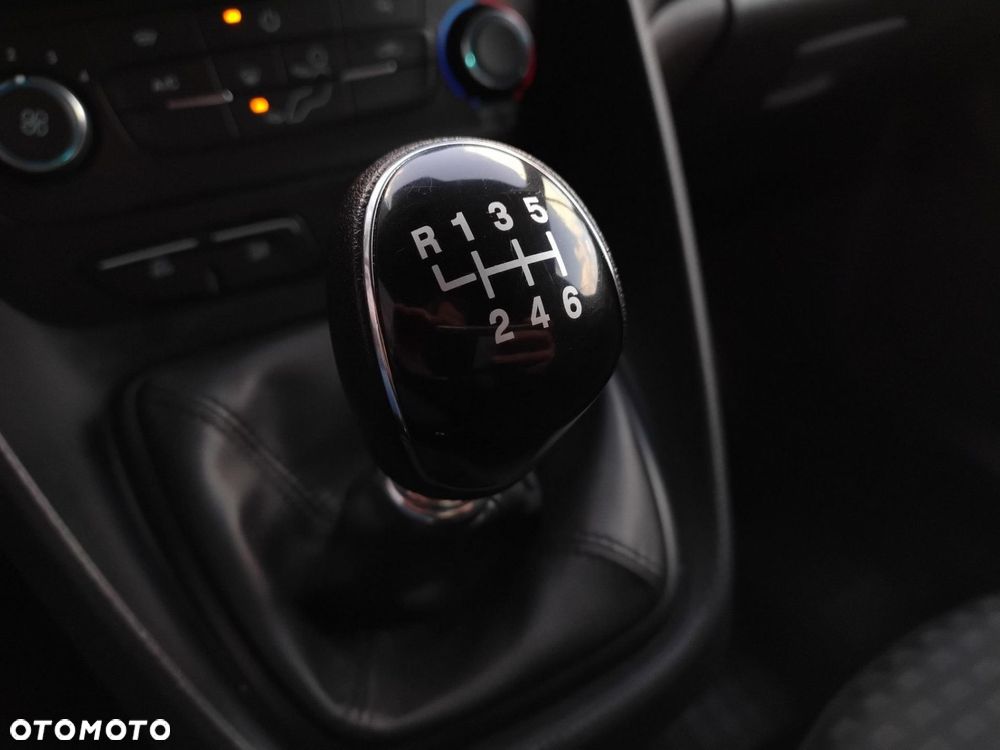 Ford transit-connect - 18