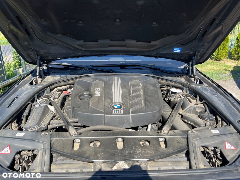 BMW Seria 5 520d - 14