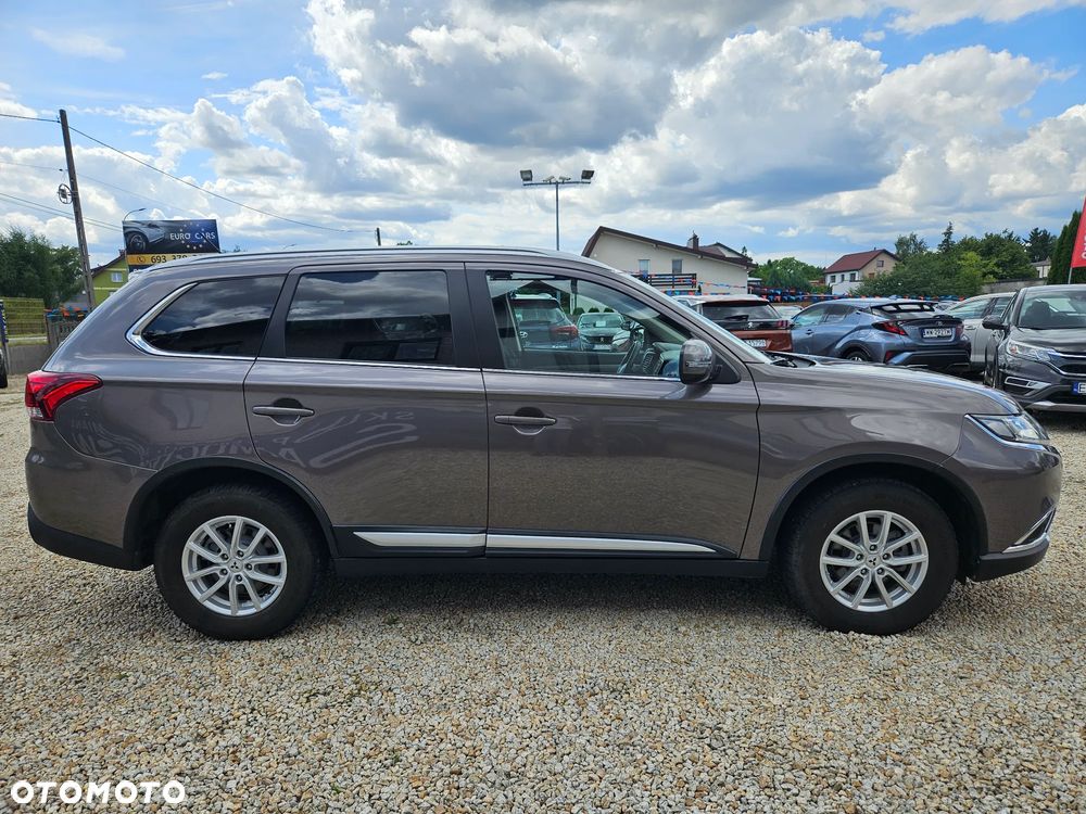 Mitsubishi Outlander 2.0 City Style 2WD - 11