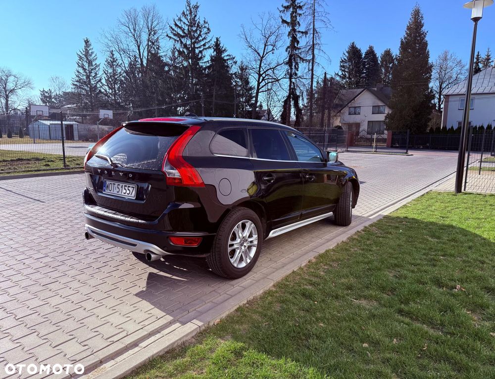 Volvo XC 60 DRIVe R Design - 5