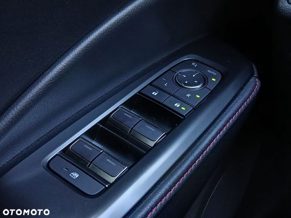 Lexus LBX 1.5 Hybrid Emotion - 35