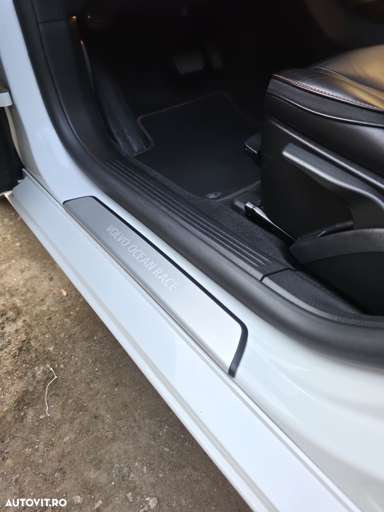 Volvo V40 D2 Geartronic Ocean Race - 11