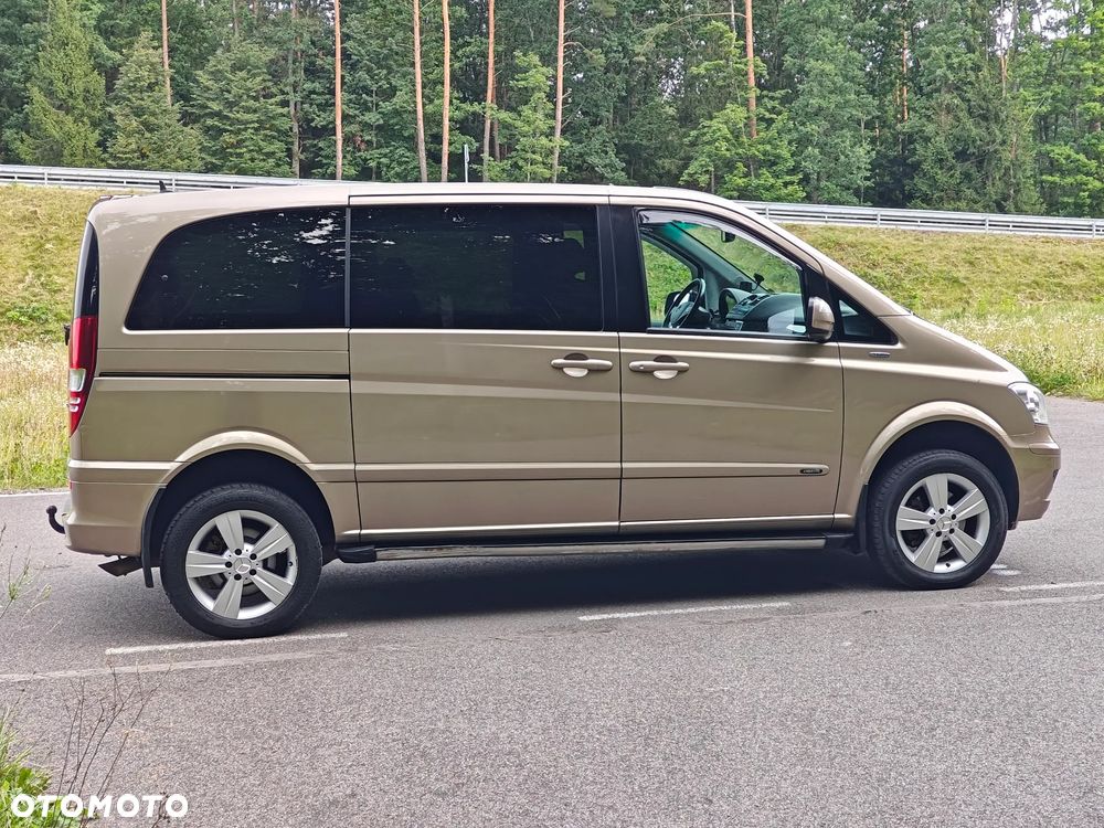 Mercedes-Benz Viano - 10
