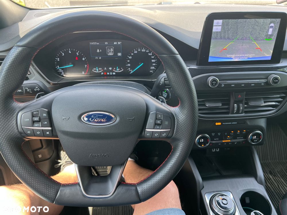 Ford Focus 1.5 EcoBoost Start-Stopp-System ST-LINE - 16