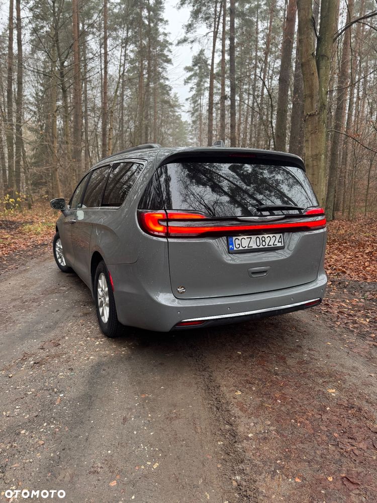 Chrysler Pacifica - 6