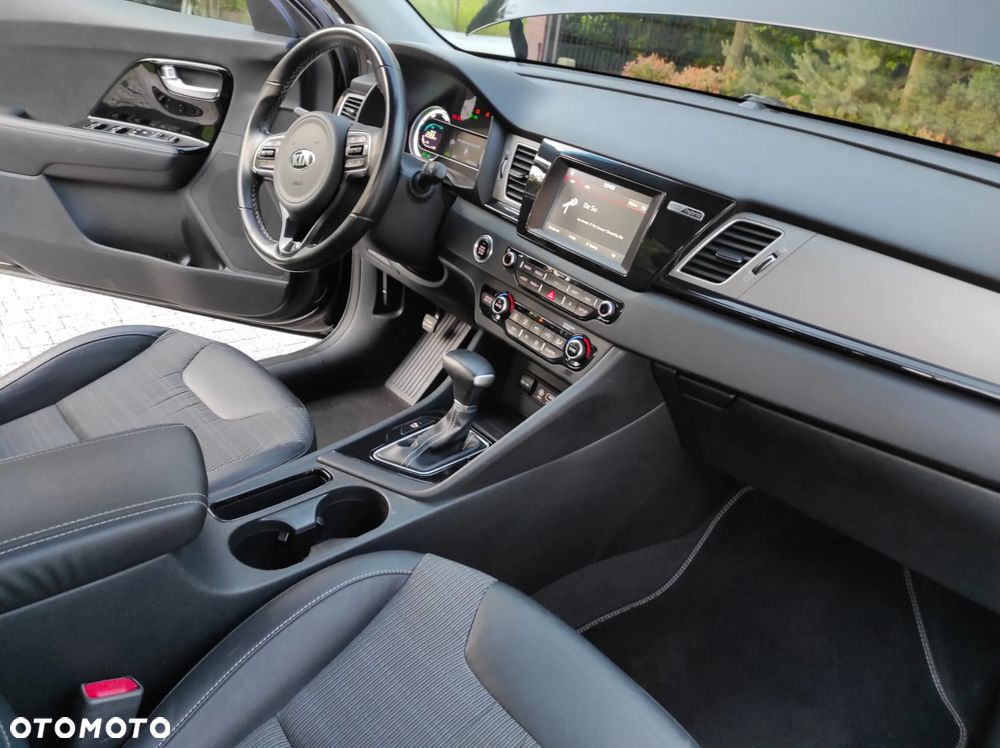 Kia Niro 1.6 GDI Hybrid L - 27