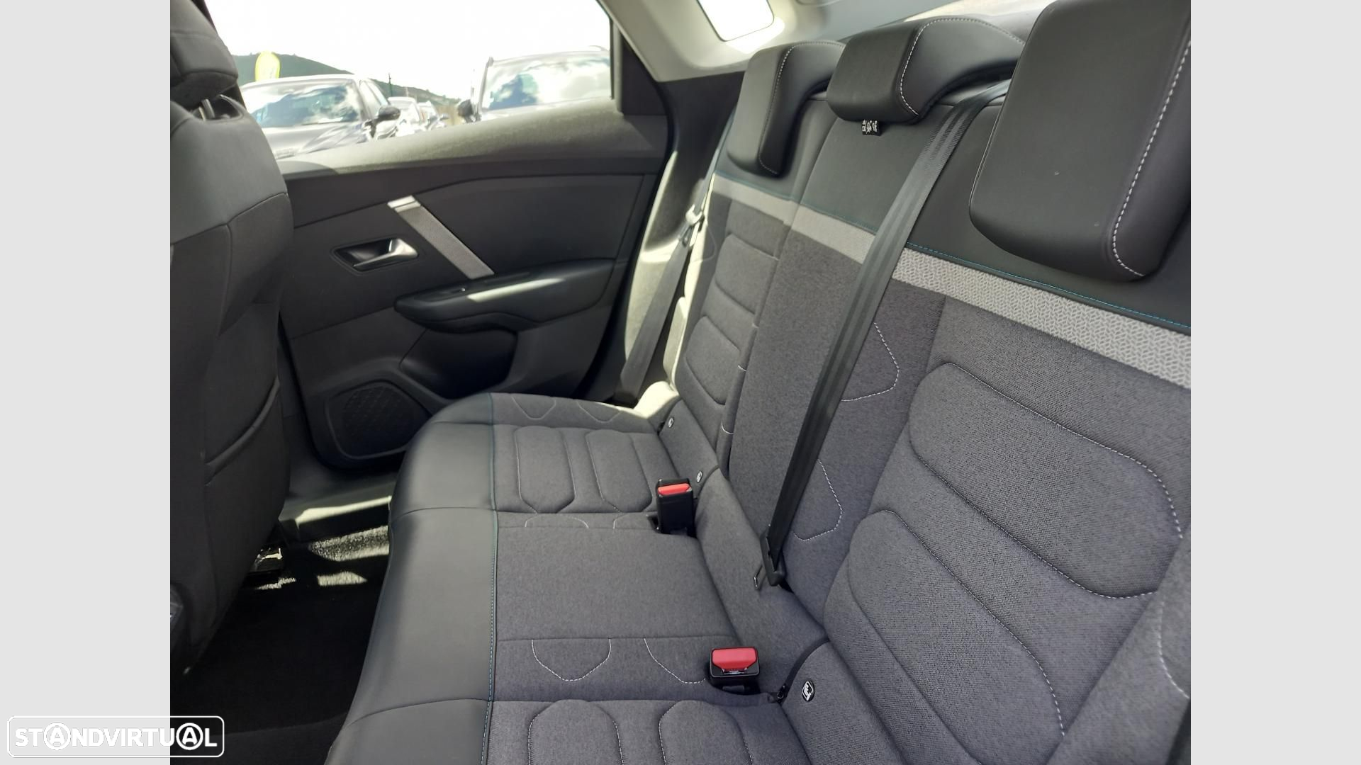 Citroën C4 1.2 PureTech Plus EAT8 - 15