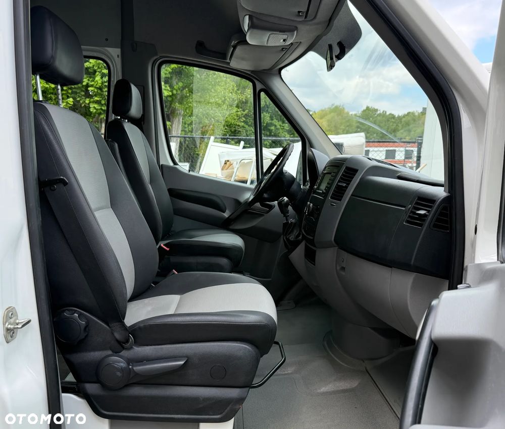 Volkswagen Crafter - 23