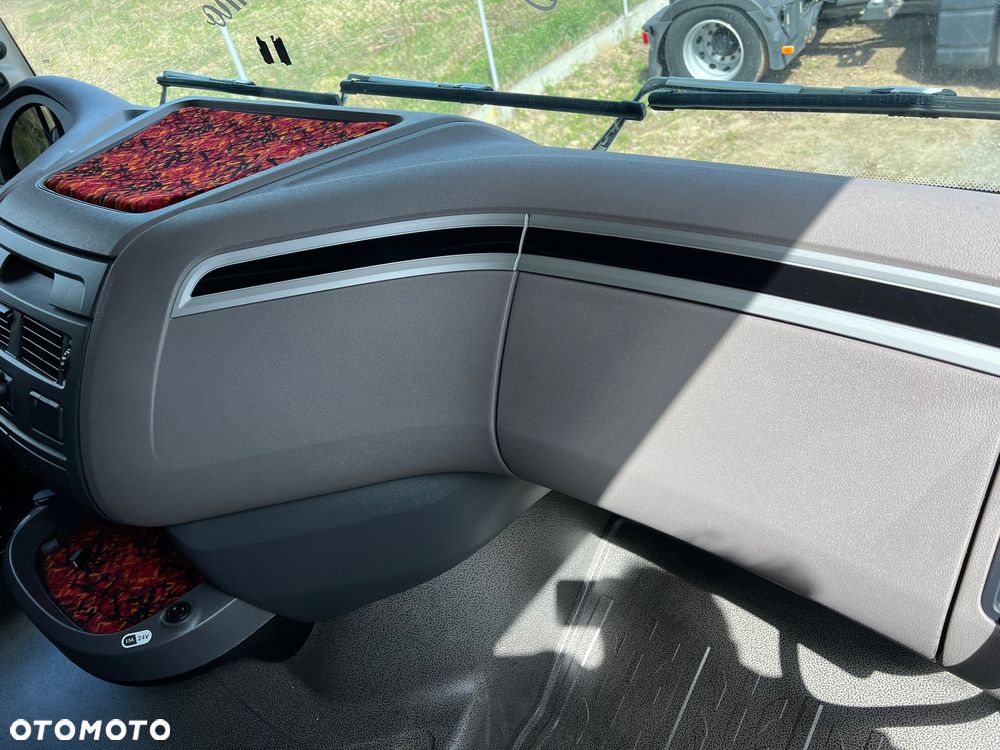 DAF XF 530 FT USZKODZONY SILNIK/PALI/JEŹDZI - 27