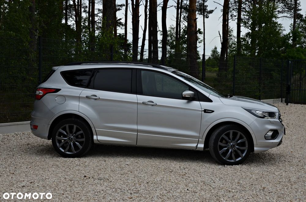 Ford Kuga - 18
